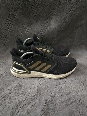 Adidas Ultra Boost 20 Running Shoes Mens Sz 10 Athletic Sneakers Trainers Black.